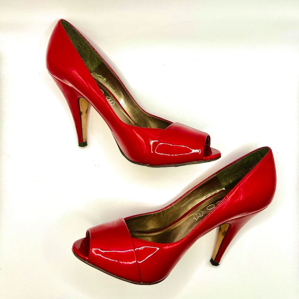 Women’s Red Aldo pumps